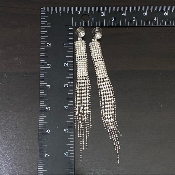 Vintage Unsigned Pavé Clear Rhinestones Drop Fringe Runway Statement Earrings - Picture 7 of 13